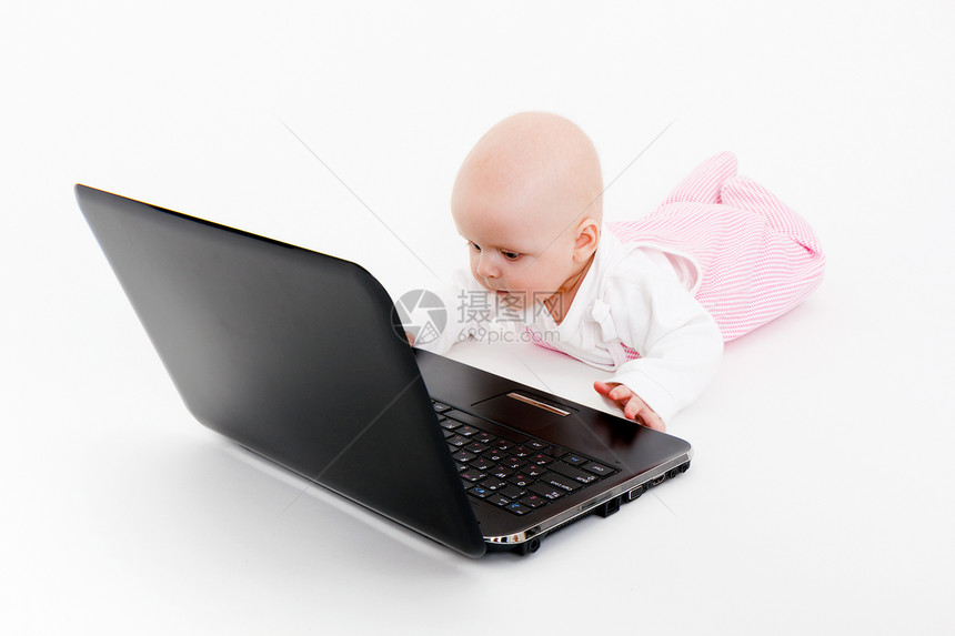 婴儿膝上型电脑说谎天才孩子白色女孩技术笔记本尿布互联网男性图片