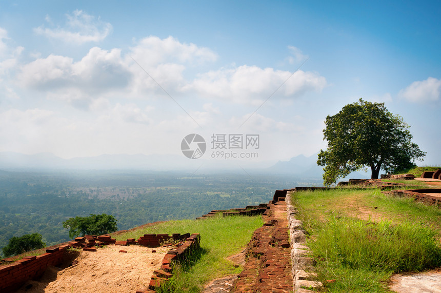 Sigiriya - 岩石上的宫殿和堡垒图片