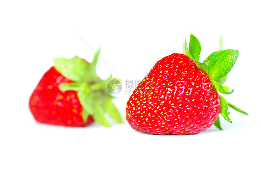 草莓果实蔬菜叶子绿色水果红色宏观水平食物白色图片