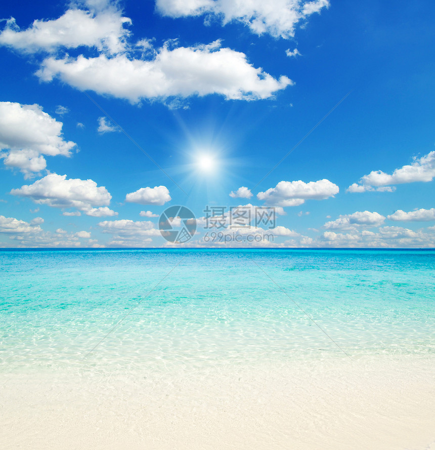 海 海海岸海景假期太阳冲浪天空天堂支撑热带海浪图片