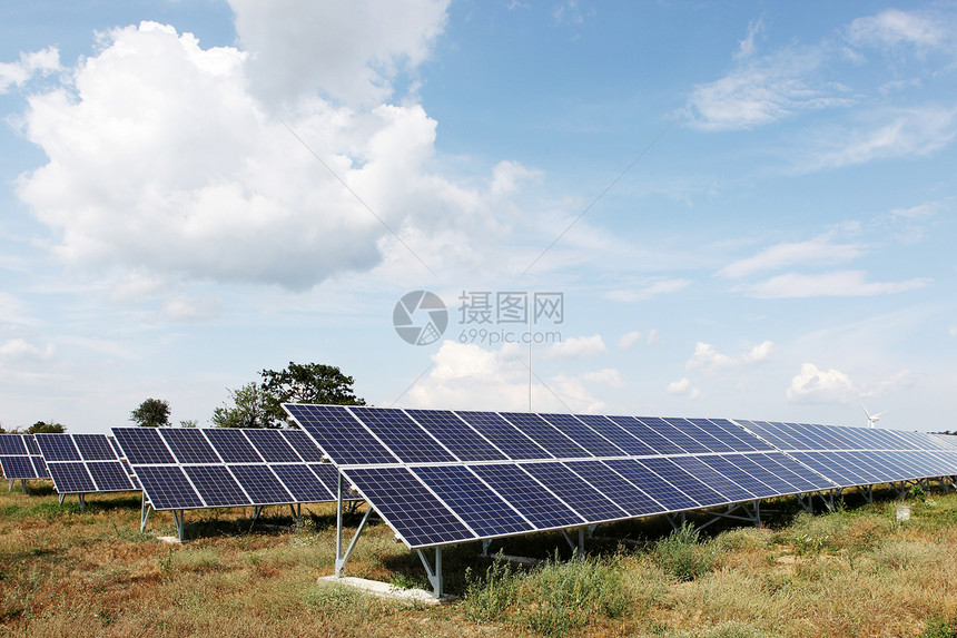 太阳能发电厂的太阳能电池板库存股票蓝天发电厂字体摄影环保工具生态照片图片