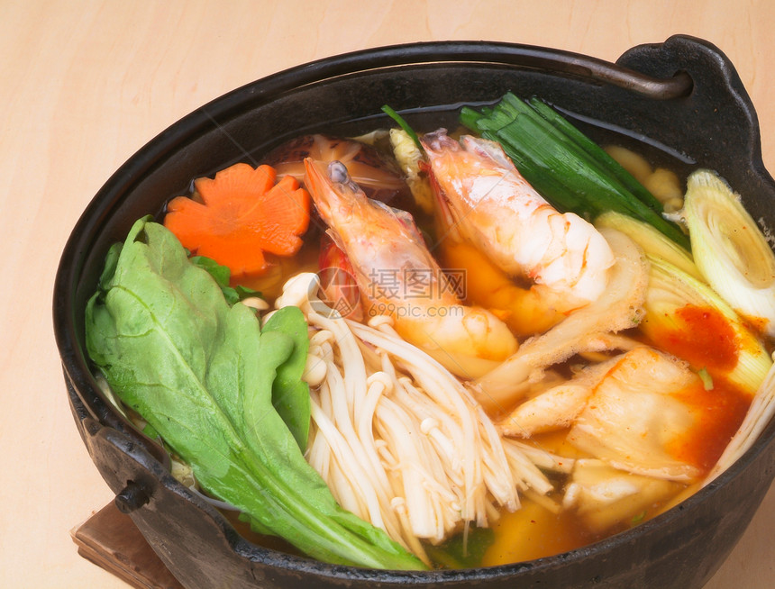 日式海鲜汤 意大利菜餐厅蔬菜美食用餐章鱼派对食物猪肉乌贼大豆图片
