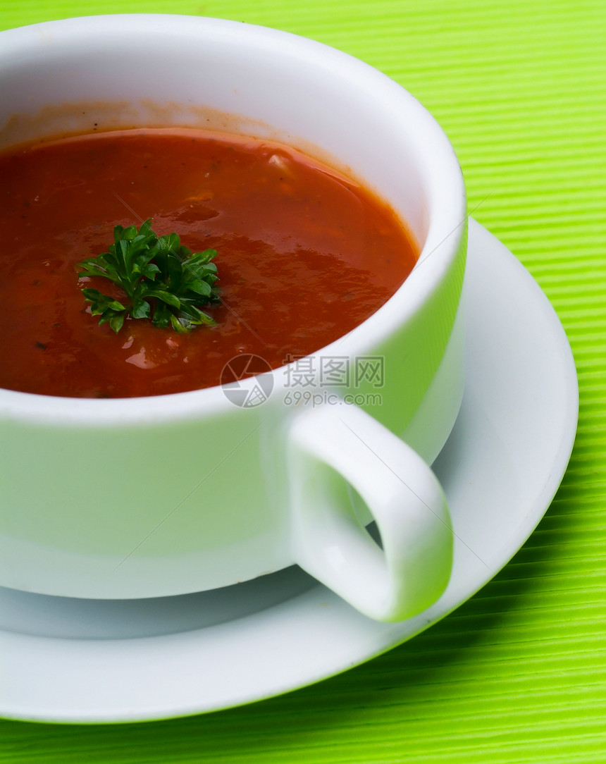 西红茄汤 番茄汤背景用餐烹饪面包午餐餐巾奶油辣椒味道蔬菜肉汤图片