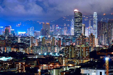 香港市中心 夜中高处风景摩天大楼天际办公室城市地标建筑物背景图片