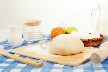 制作面包的各种不同产品生活市场纤维早餐面粉酵母团体金子小麦饮食背景图片