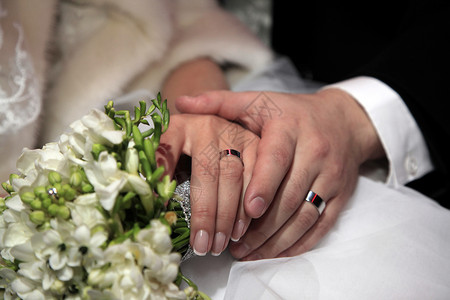 婚礼花束新娘白色褐色裙子婚姻家庭已婚套装传统女性高清图片