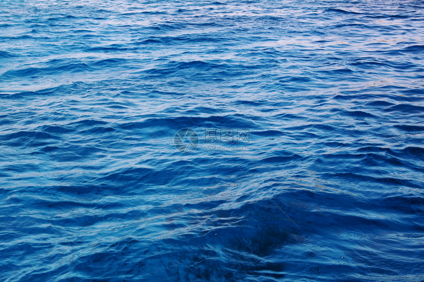 蓝水波水池运动液体蓝色游泳海景反射波纹阳光温泉图片