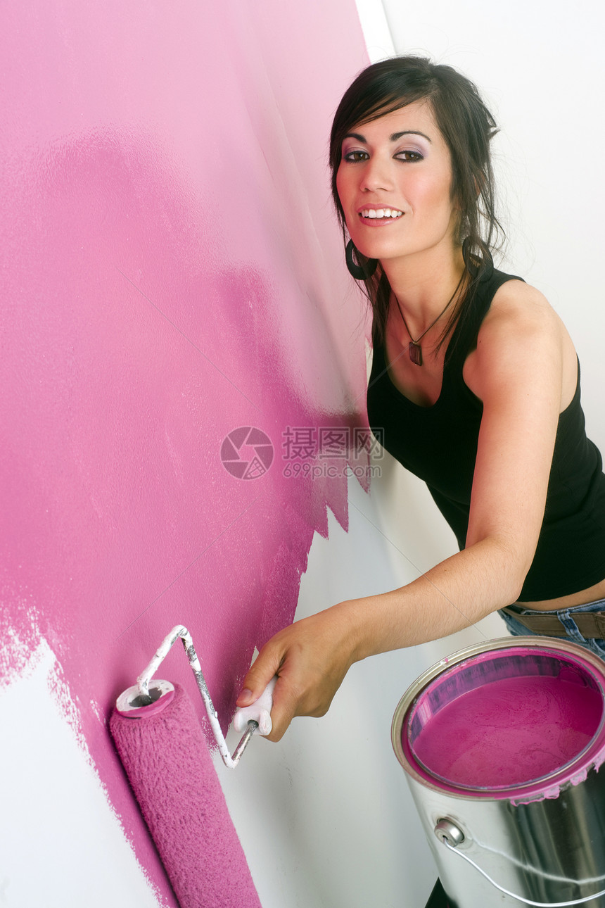 油漆墙壁绘画梯子水平风格模型白色艺术家母亲装饰微笑图片