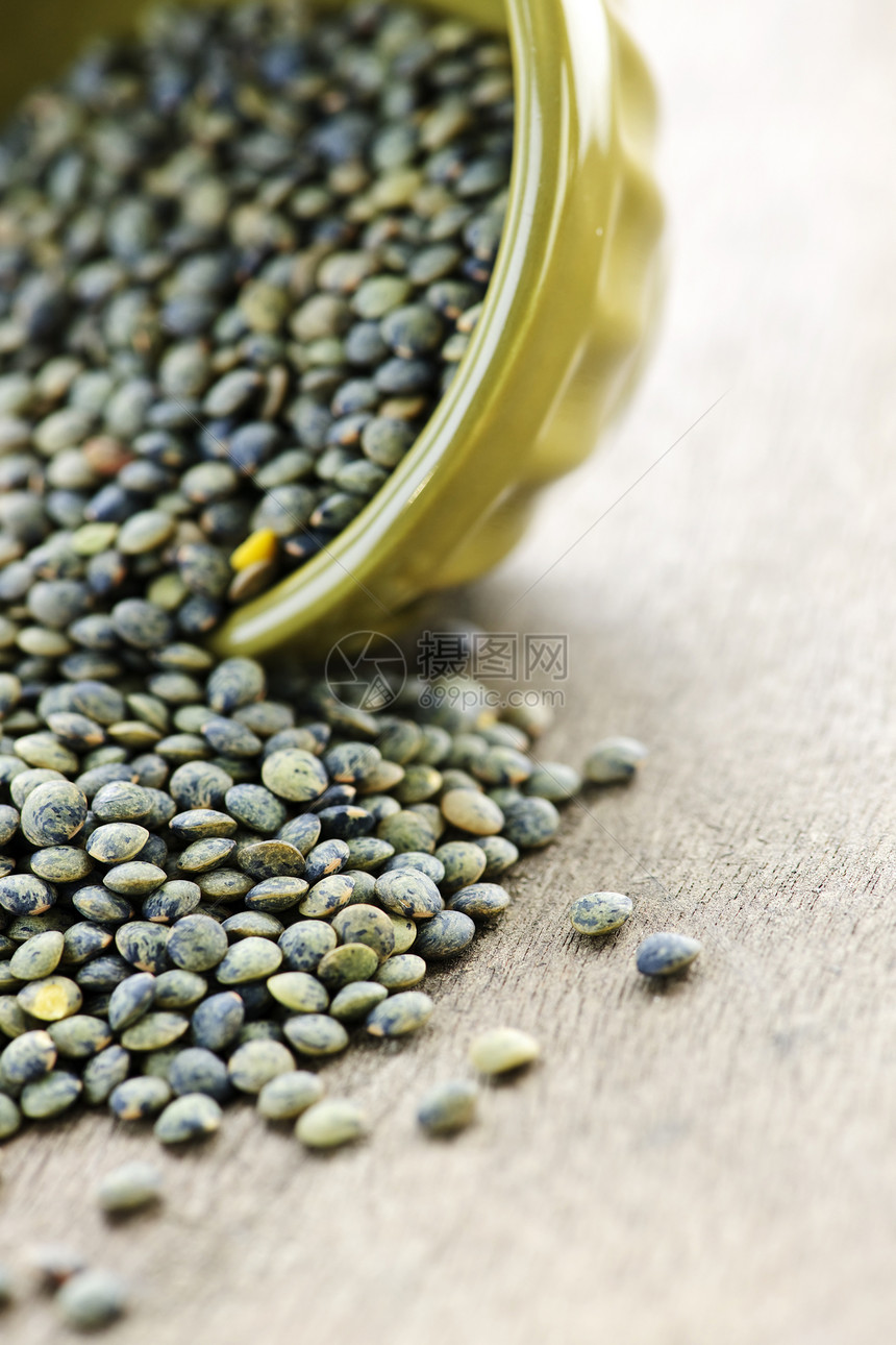未煮熟的法国扁豆碗食品农业纤维营养豆类食物蔬菜种子健康绿色图片