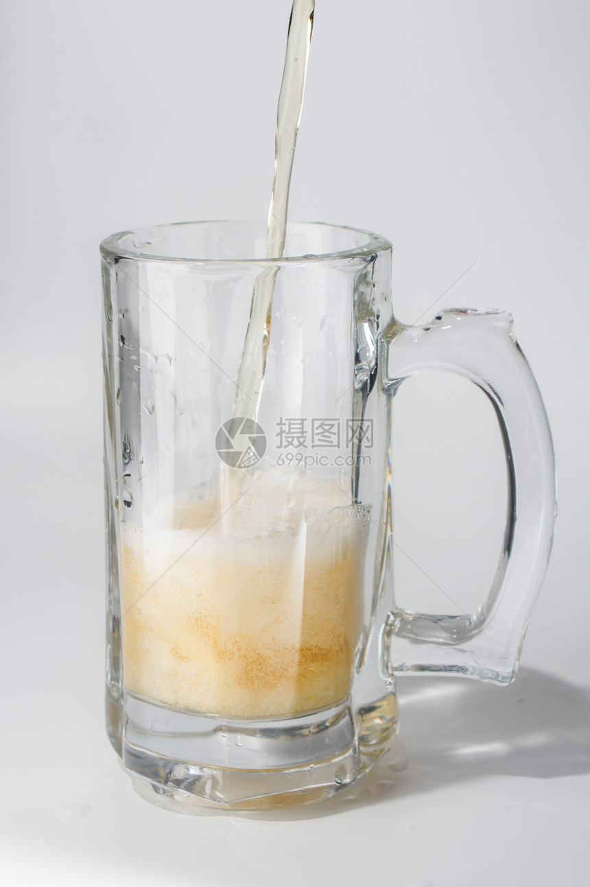 穆格 满是冰啤酒黄色气泡食物小麦玻璃享受酒吧白色液体金子图片