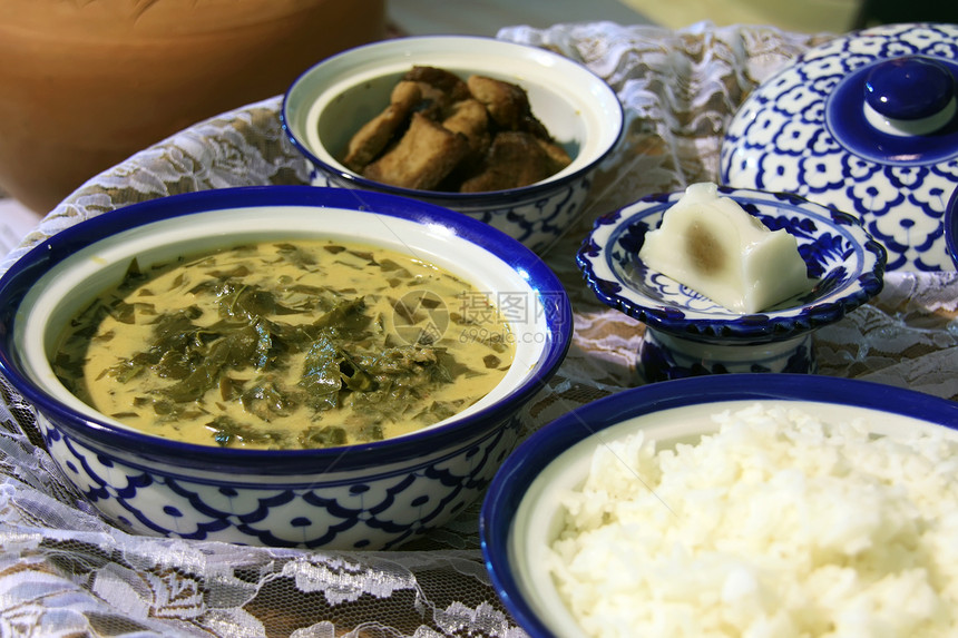 泰式泰国食品午餐柠檬蔬菜餐厅烹饪树叶香料文化牛奶美食图片