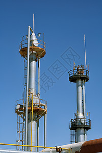 工业蒸馏柱活力避雷器高清图片