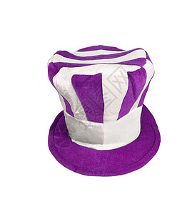 足球帽子紫色白色背景图片