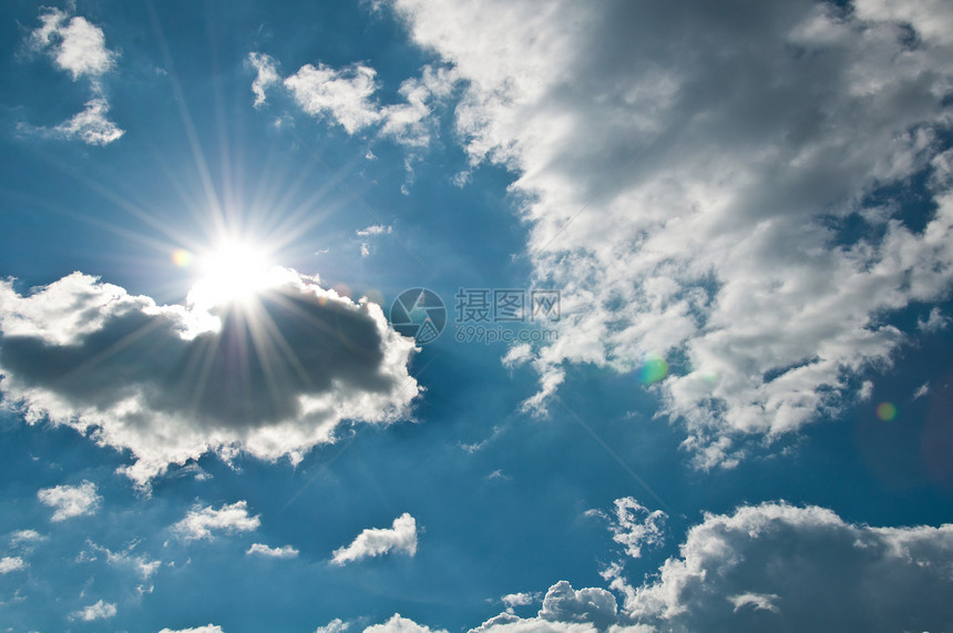 与太阳和天空场景云景自由气象臭氧天气环境蓝色气候天堂图片