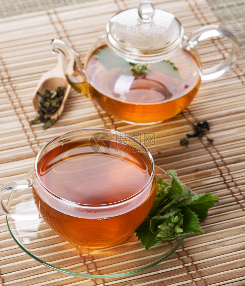薄茶桌子茶壶饮料植物蓝色竹子药品杯子叶子薄荷图片