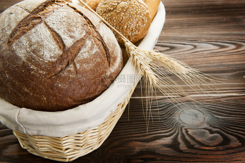 面包边框酵母早餐篮子糕点木头耳朵美食面粉脆皮包子图片