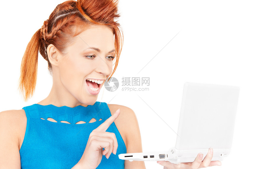 拥有笔记本电脑的幸福妇女微笑享受女性商业技术邮件网络商务女孩上网图片