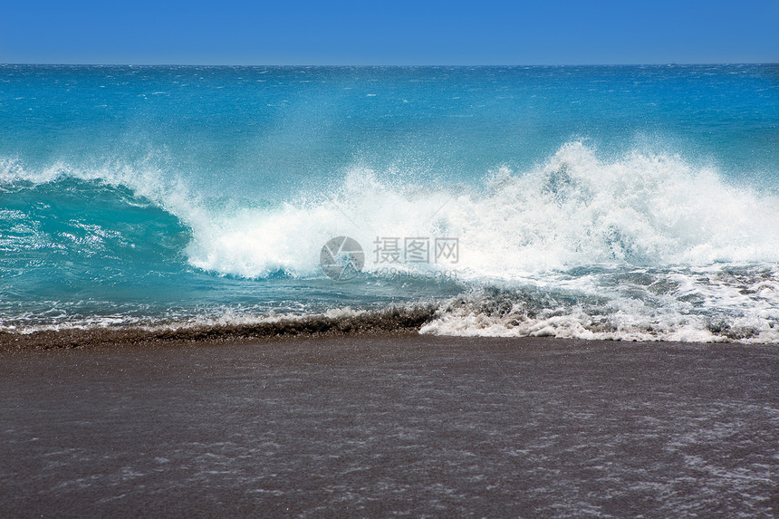 加那利群岛棕色沙滩 绿绿海浪海岸飞溅情调地标蓝色泡沫土地岛屿波浪海洋图片