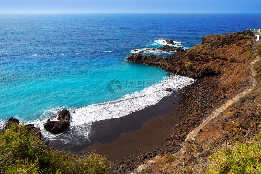 Bullullo海滩黑棕色沙和水地标海岸海洋海景天线热带支撑情调沙漠岛屿图片