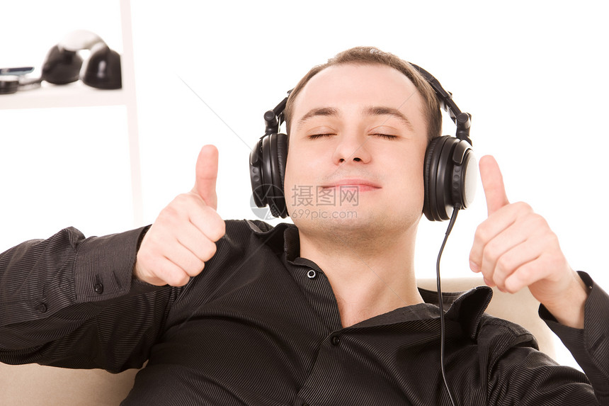 男用耳机闲暇音乐幸福乐趣白色技术音乐播放器男性耳机快乐图片