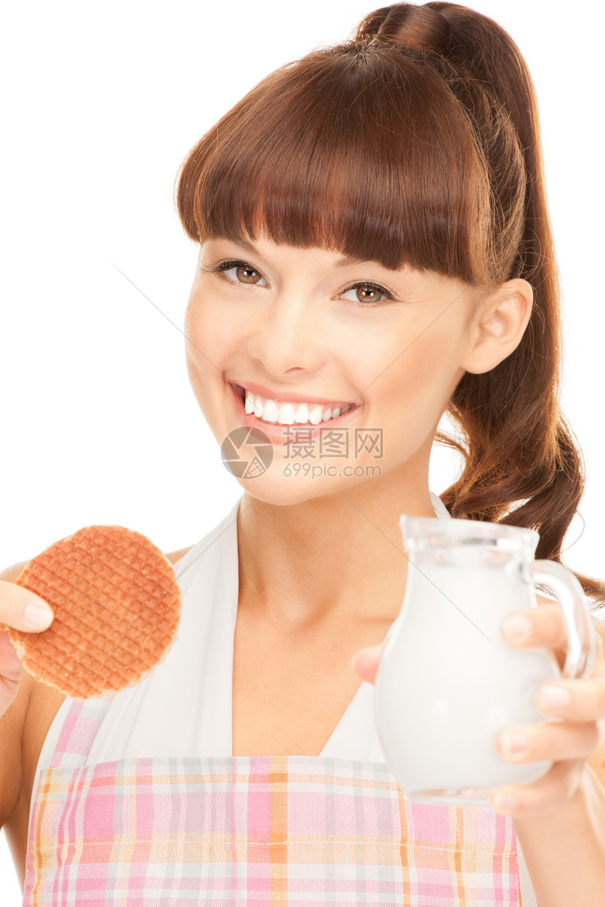配奶和饼干的家庭主妇烘烤牛奶烹饪盘子微笑家务白色女性女孩管家图片
