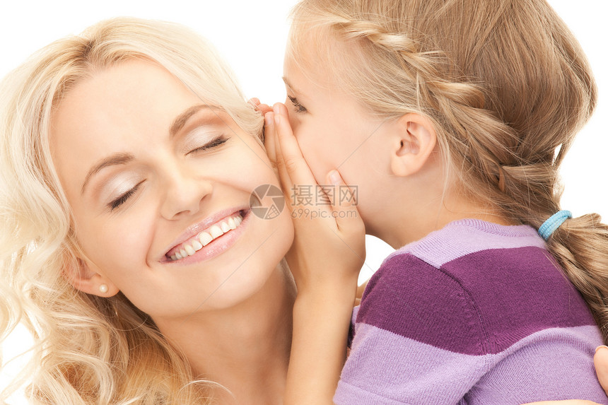 幸福母亲和子女乐趣女性青春期家庭拥抱女儿快乐父母面孔福利图片