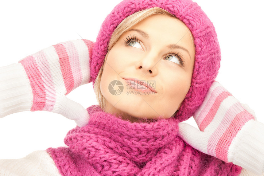 戴冬帽的美女福利毛衣快乐微笑女性女孩帽子季节围巾成人图片