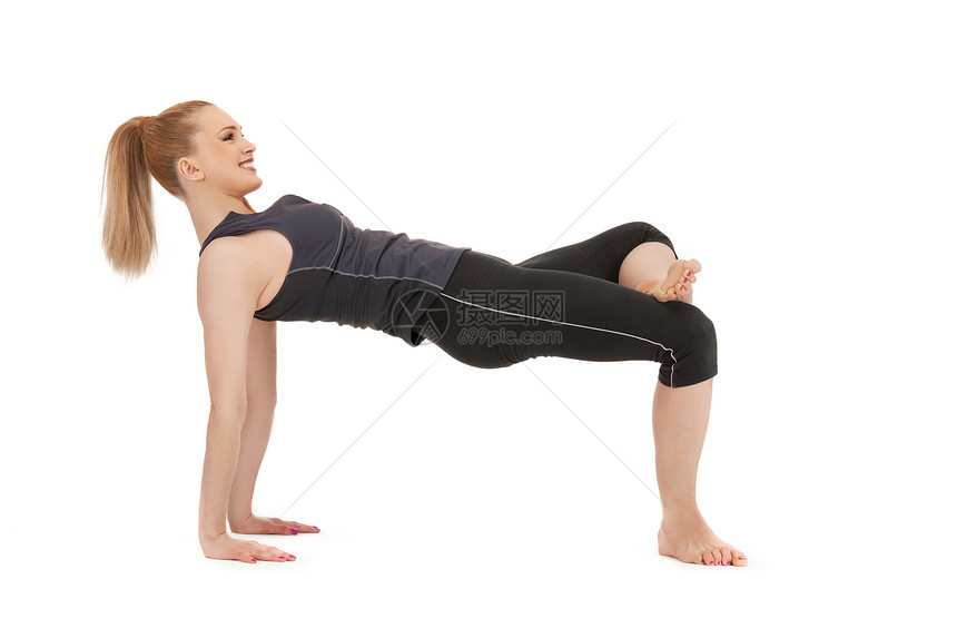 可爱健身教练员平衡运动运动员微笑女性讲师身体娱乐活力体操图片
