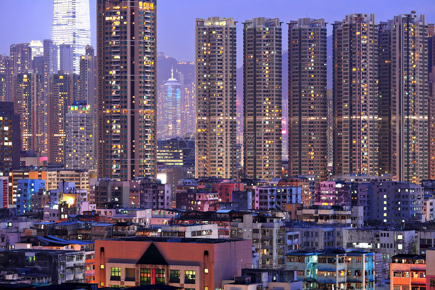 香港市中心 夜中高处风景办公室摩天大楼城市地标天际建筑物图片