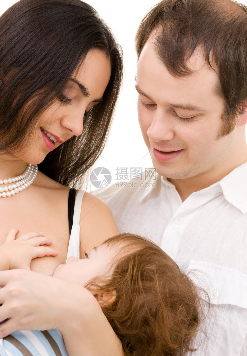 幸福家庭父母妈妈母亲男生新生孩子儿子爸爸女士哺乳图片