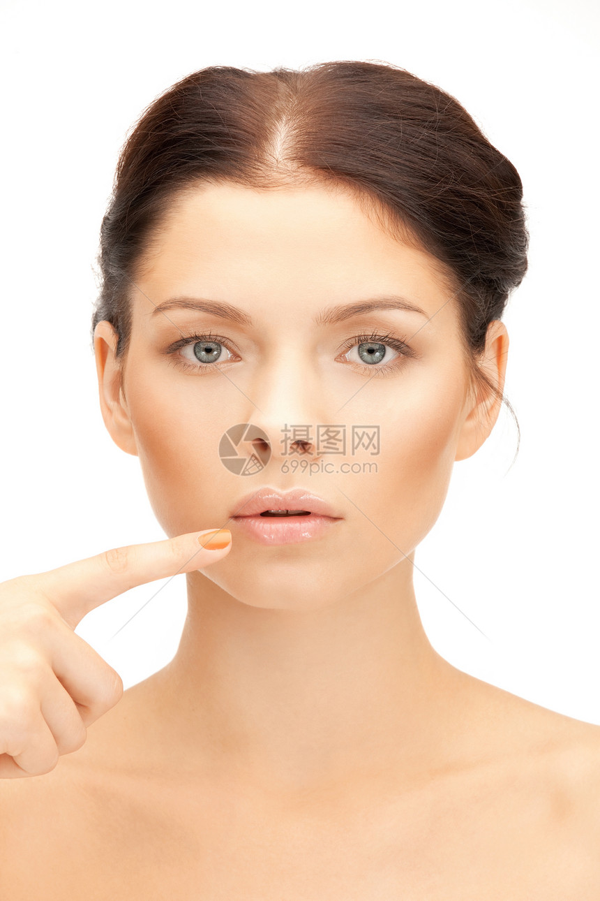 美丽美丽的妇女青年活力护理皮肤女性卫生嘴唇福利保健女孩图片