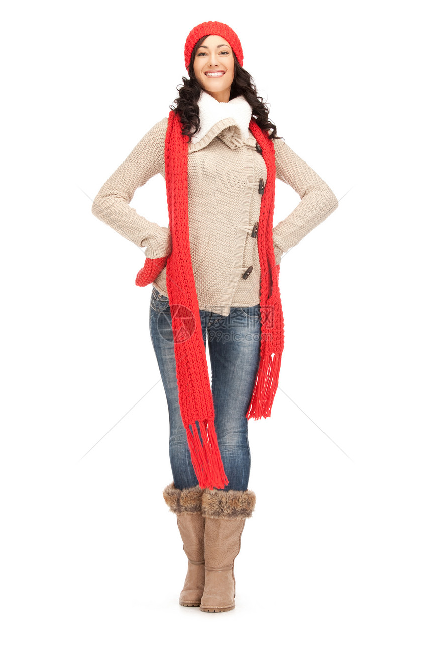穿着帽子 毛衣和手套的美女女性快乐围巾成人青少年女孩微笑福利衣服棉被图片