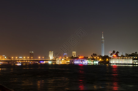 夜晚在河边没有河边 在凯罗埃吉普特Cairo Egypt旅行城市背景图片