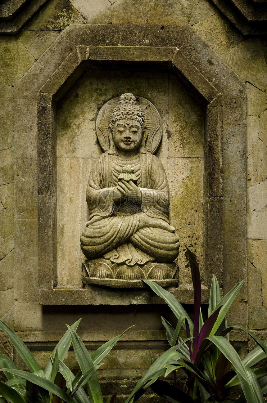 在中的 buddha 图像佛教徒宗教数字花园异国雕像寺庙情调图片