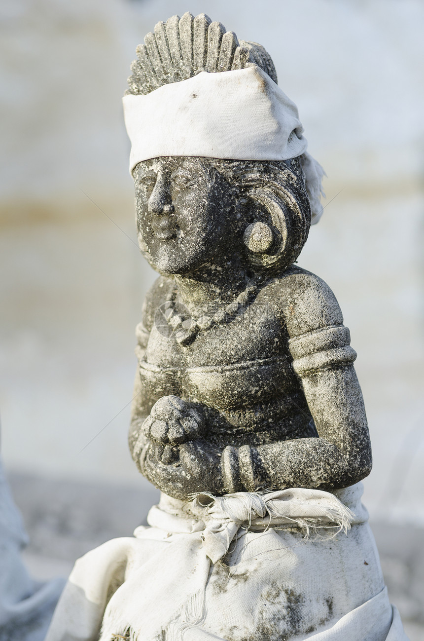 雕塑在寺庙里 巴利因多尼西亚旅行情调建筑学传统雕像上帝旅游文化艺术游客图片