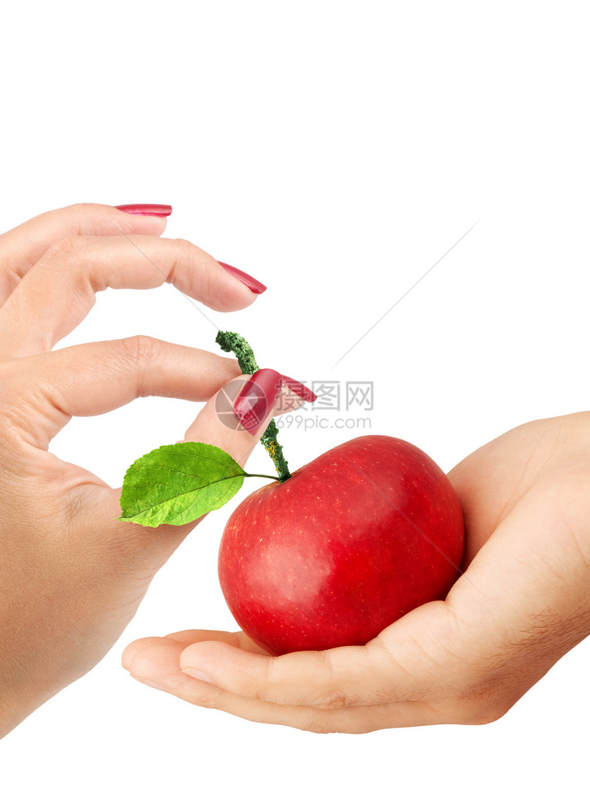 女孩给男人一个苹果木头农业叶子手指棕榈农场市场食物水果身体图片