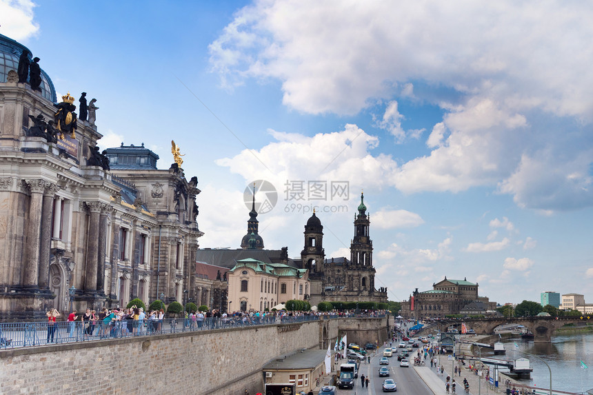 德国德累斯顿大全景圆顶建筑学文化城市房子景观天际蓝色旅游全景图片