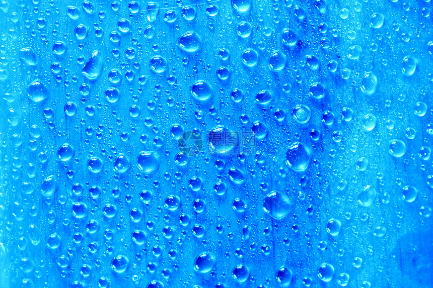 蓝水滴淋浴液体珠子玻璃雨水风暴气泡飞沫蓝色天气图片