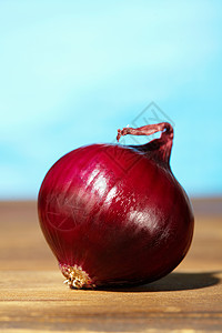 红洋葱食物蔬菜红色紫色家庭香料木头圆圈背景图片
