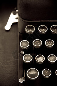 古董打字机黑色倾斜水平办公室作者钥匙键盘金属背景图片