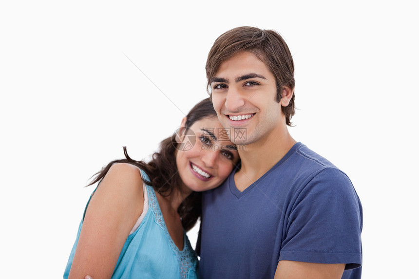 相拥一对可爱的情侣拥抱亲热幸福喜悦女性丈夫妻子女朋友生活恋人图片