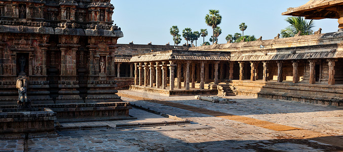 达拉苏拉姆德拉苏拉姆 阿拉瓦塔茨瓦拉寺庙文明石头全景背景