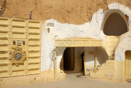 卢卡斯基突尼斯电影 星球大战 的风景建筑天窗小说科学入口旅行旅游沙漠摄影地标背景