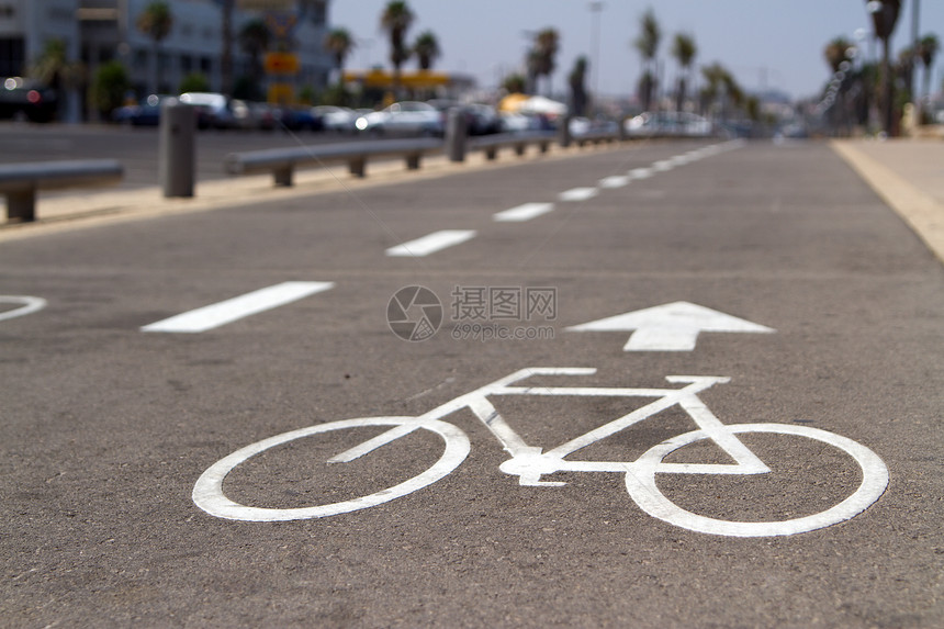 自行车路标志牌小路信号城市运输途径斑点旅行车道路标小径图片