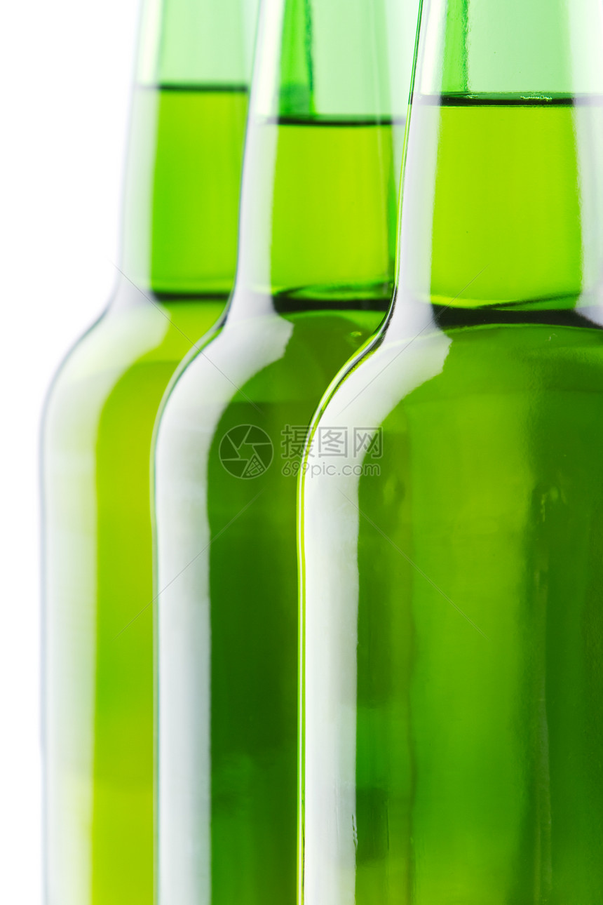 白底孤立于白底的啤酒瓶黄色草稿啤酒液体玻璃团体白色瓶子反射酿造图片