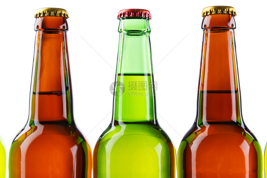 白底孤立于白底的啤酒瓶绿色反射瓶子白色玻璃酒吧啤酒酿造团体饮料图片
