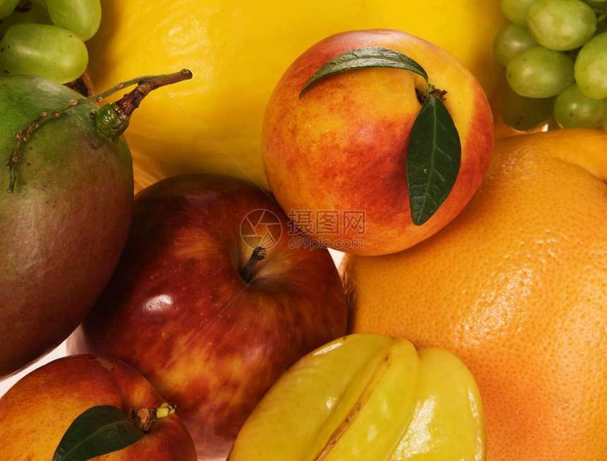 异国水果的品种组合生活香蕉宏观叶子菠萝情调食物团体油桃饮食图片