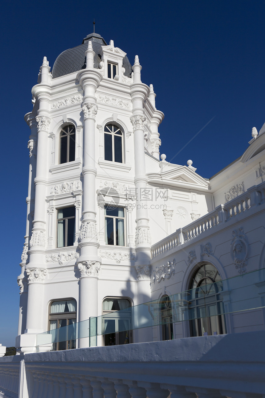西班牙坎塔布里亚桑坦德赌场白色历史城市历史性晴天旅游建筑旅行图片