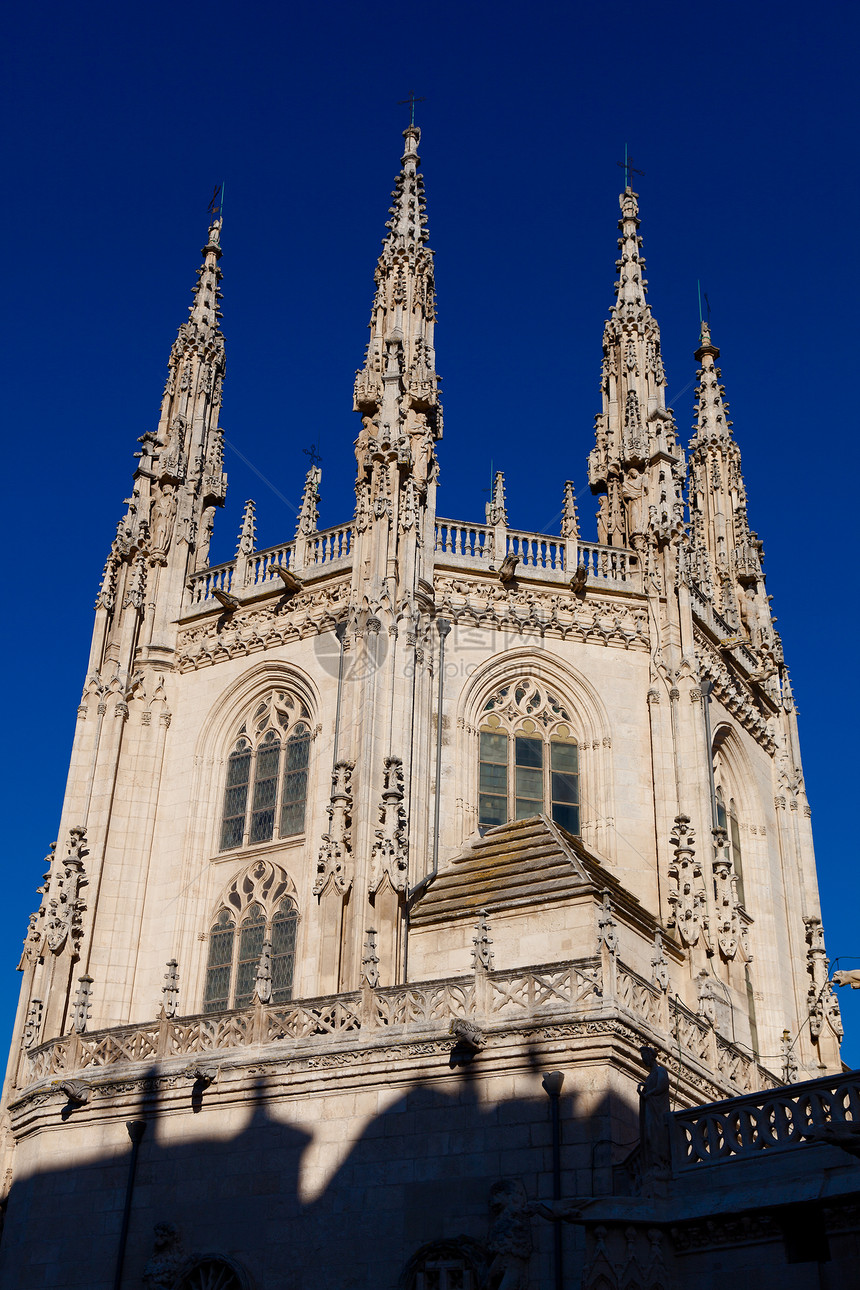 西班牙卡斯蒂利亚莱昂布尔戈斯大教堂城市规划钟楼城市建筑之路历史旅游石头晴天旅行图片