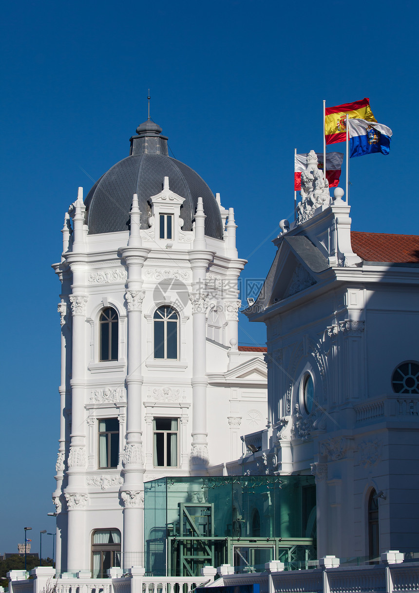 西班牙坎塔布里亚桑坦德赌场旅游城市白色旅行历史性晴天历史建筑图片